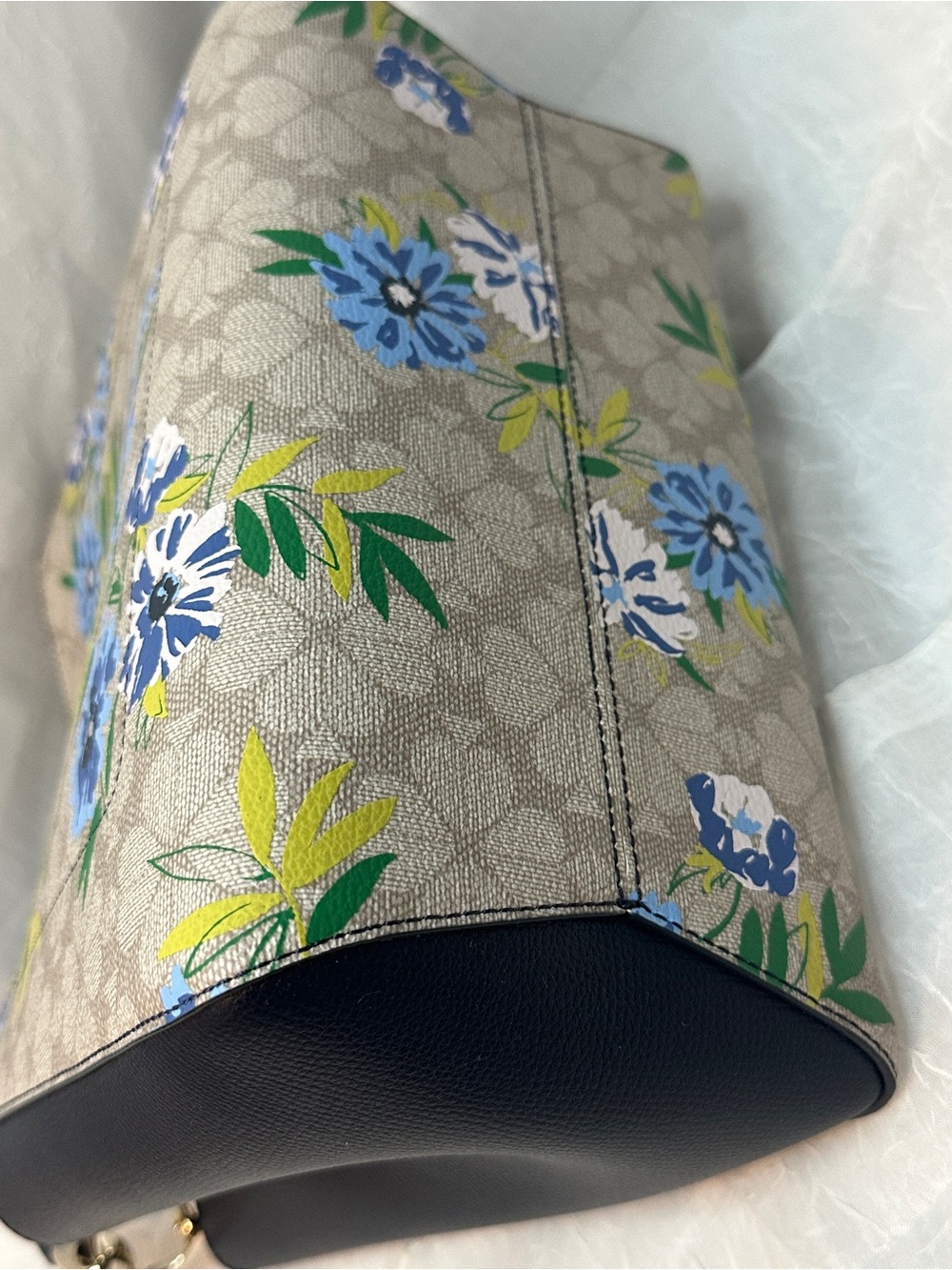 Kate Spade NY Top-Handle Crossbody Bag - Blue Floral NWOT - Picture 7 of 12